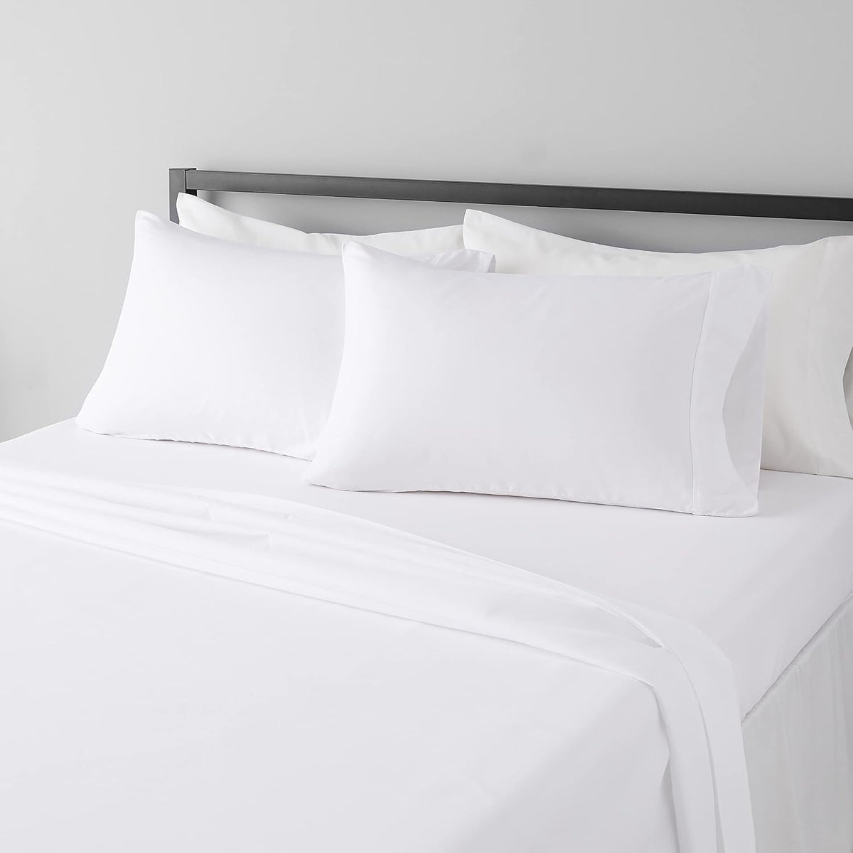 Amazon Basics Lightweight Super Soft Breathable Wrinkle-Resistant Microfiber 4-Piece Bed Sheet Set with 14-Inch Deep Pockets, Queen, Bright White, Solid