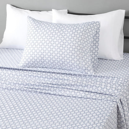 Amazon Basics Lightweight Super Soft Breathable Wrinkle-Resistant Microfiber 4-Piece Bed Sheet Set with 14-Inch Deep Pockets, Queen, Bright White, Solid